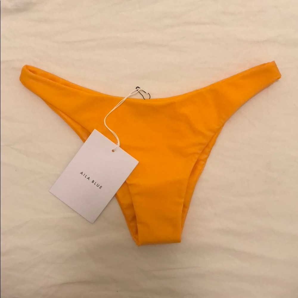 Aila Blue Fitzroy Bottom M